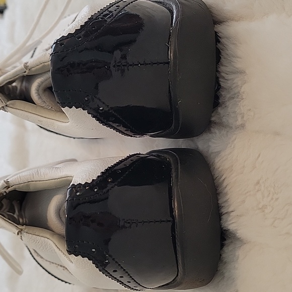 FootJoy LoPro Ladies golf shoe - Picture 7 of 8